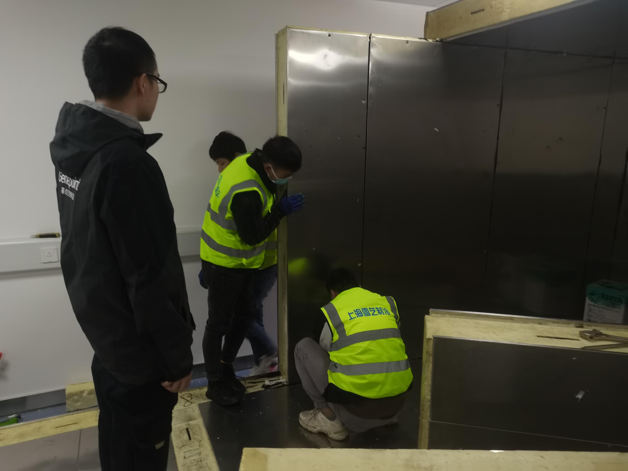 -80℃細(xì)菌超低溫機(jī)器人冷庫